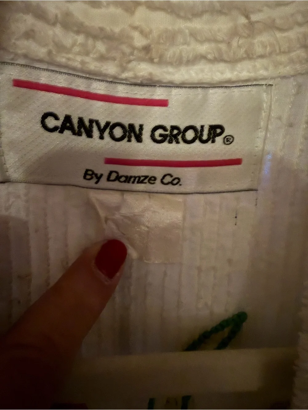 Canyon  Group/  Damaze Co. Vintage